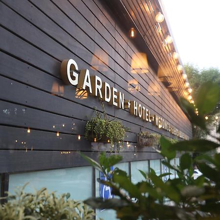Garden Hotel Boutique & Events Хайфа Екстериор снимка
