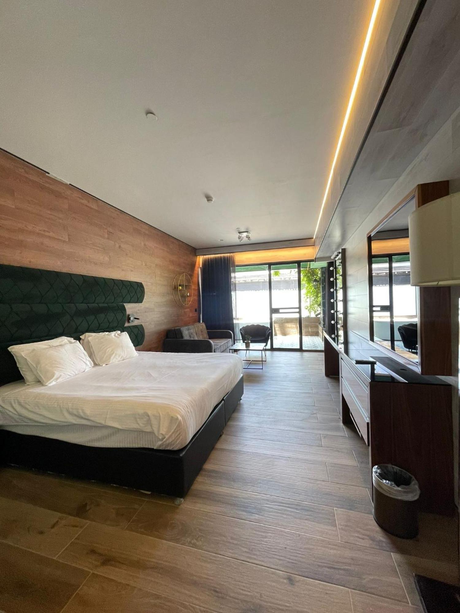 Garden Hotel Boutique & Events Хайфа Екстериор снимка