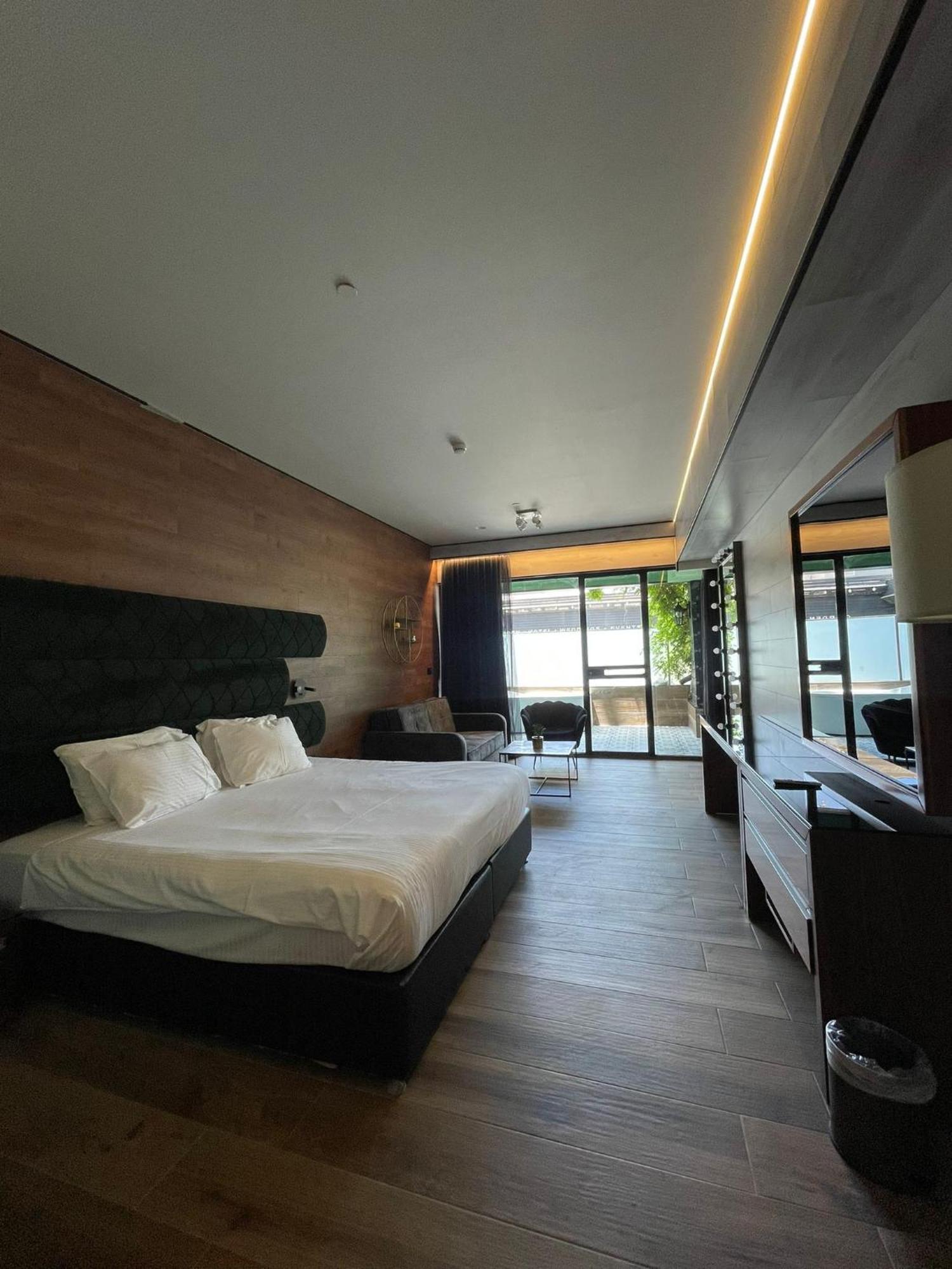 Garden Hotel Boutique & Events Хайфа Екстериор снимка