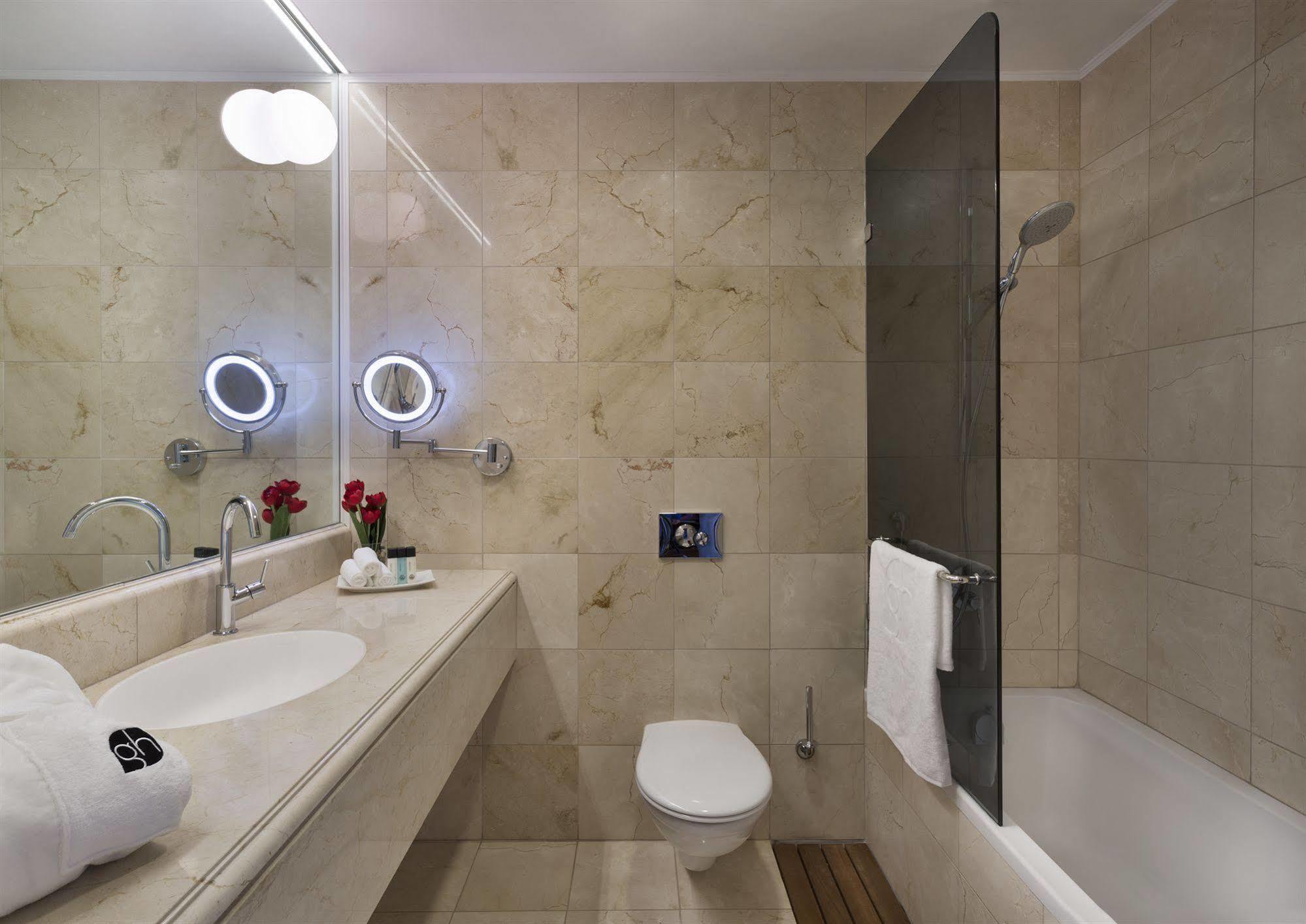 Garden Hotel Boutique & Events Хайфа Екстериор снимка