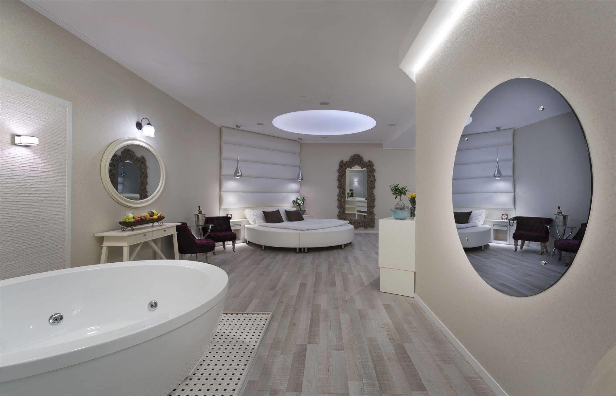 Garden Hotel Boutique & Events Хайфа Екстериор снимка